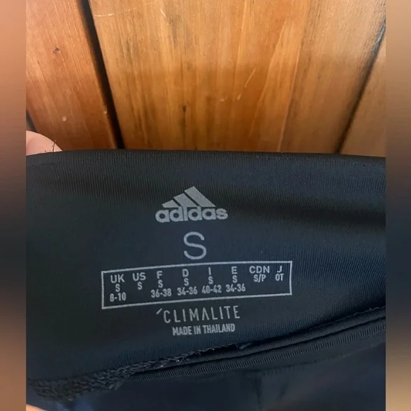 Adidas Small Women’s Black Climalite Capri Leggings - Picture 3 of 6